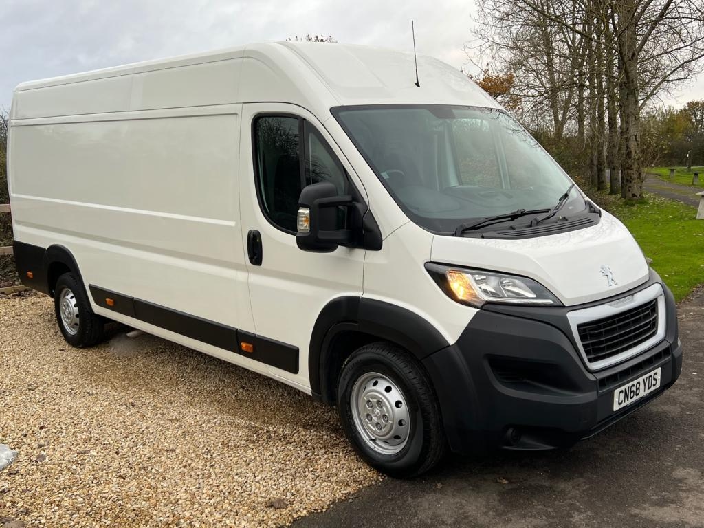 PEUGEOT BOXER