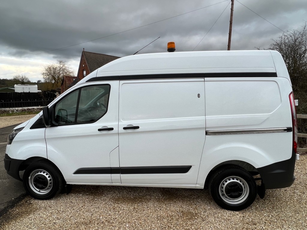 FORD TRANSIT CUSTOM