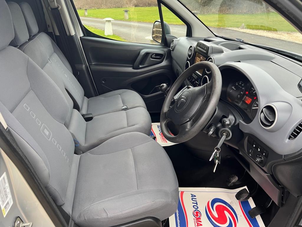 View CITROEN BERLINGO 625 ENTERPRISE L1 HDI