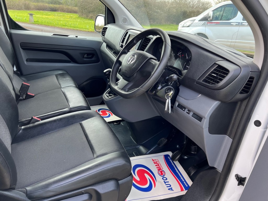 View VAUXHALL VIVARO L2H1 2900 SPORTIVE SS