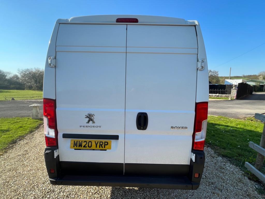 PEUGEOT BOXER
