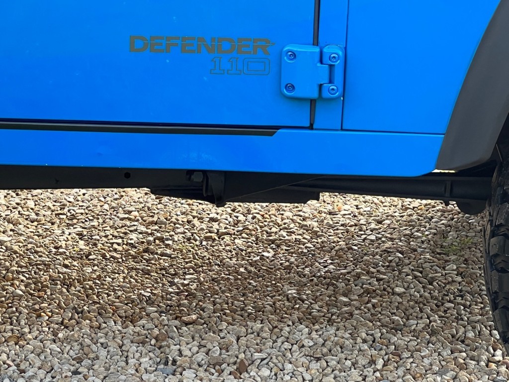 LAND ROVER DEFENDER 110