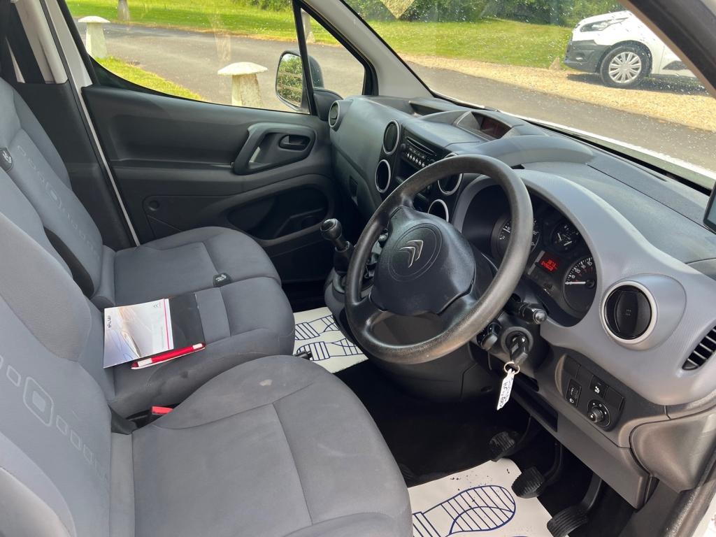View CITROEN BERLINGO 625 ENTERPRISE L1 HDI