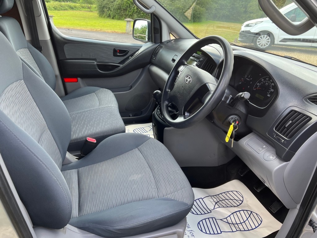 View HYUNDAI ILOAD 2.5 CRDI COMFORT