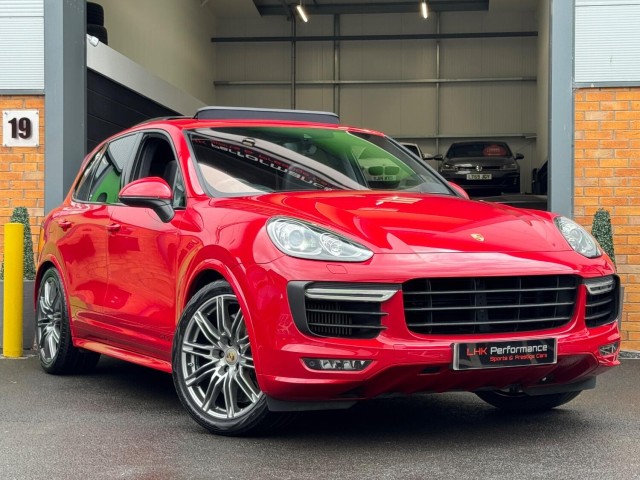 PORSCHE CAYENNE 3.6T V6 GTS SUV 5dr Petrol TiptronicS 4WD Euro 6 (s/s) (440 ps) (2015/15)
