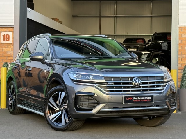 VOLKSWAGEN TOUAREG 3.0 TDI V6 R-Line Tech SUV 5dr Diesel Tiptronic 4Motion Euro 6 (s/s) (231 ps) (2020/70)
