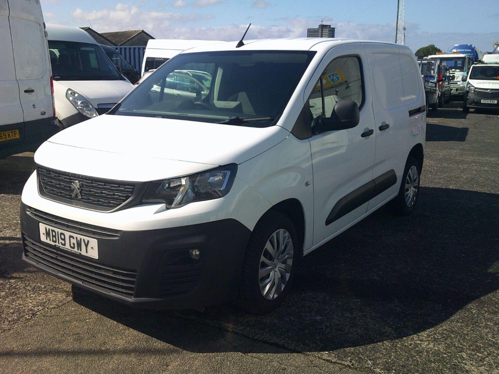 View VAUXHALL COMBO 2300 Sportive TD