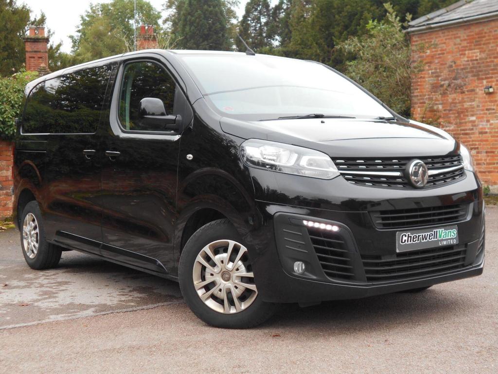 VAUXHALL VIVARO