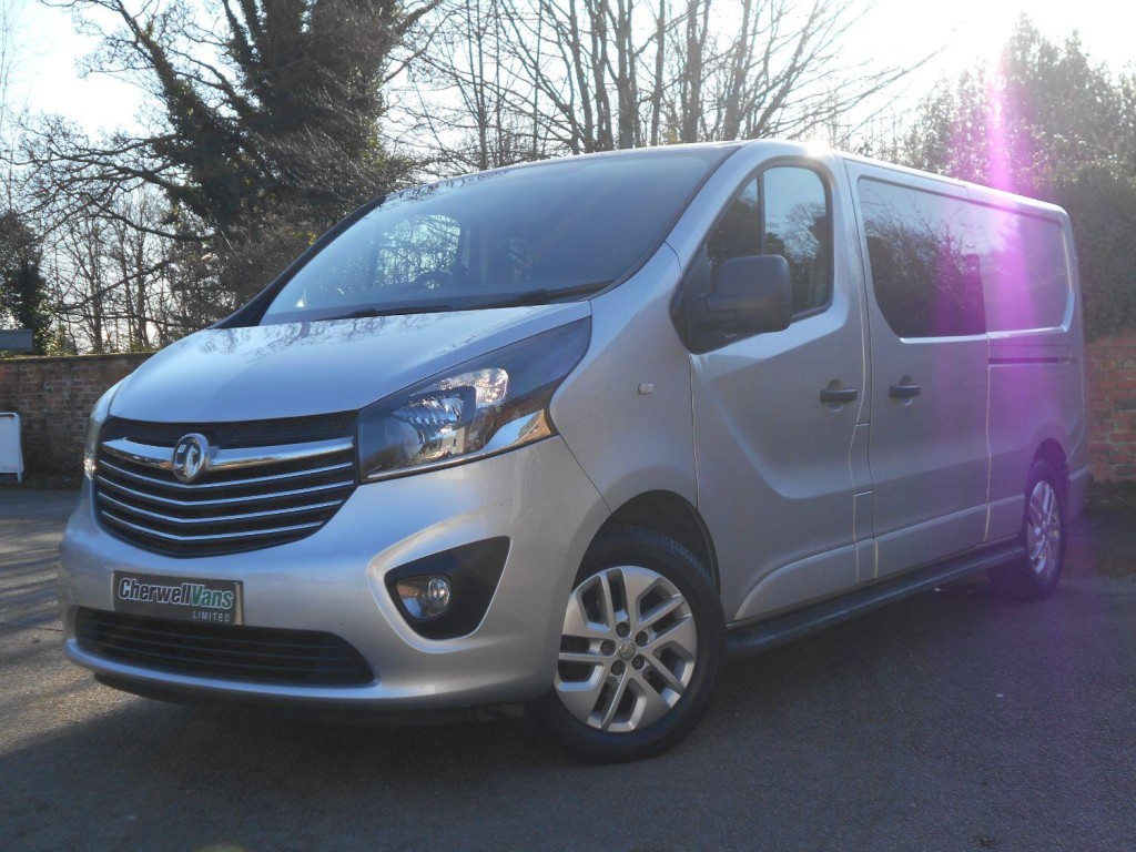 View VAUXHALL VIVARO 1.6 CDTi 2900 BiTurbo ecoTEC Sportive 125bhp *NO VAT* 32,000 MILES