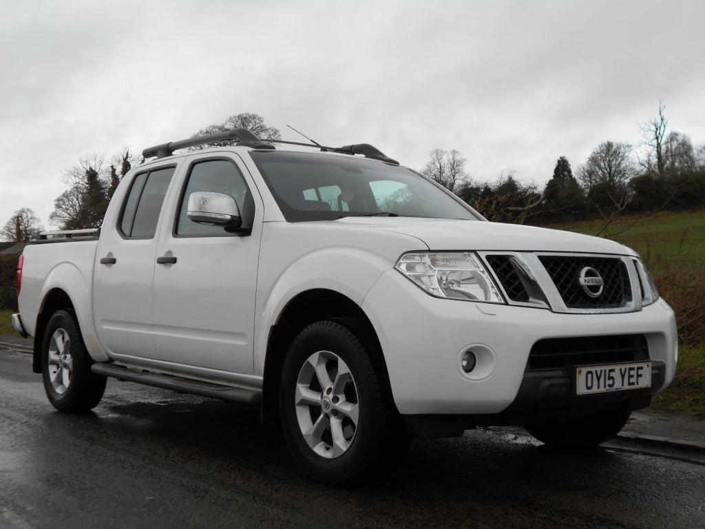 NISSAN NAVARA