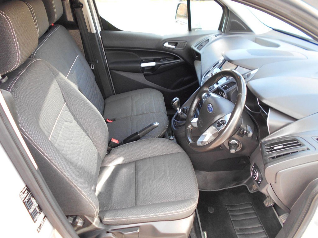 FORD TRANSIT CONNECT