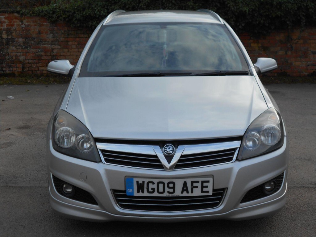 View VAUXHALL ASTRA VAN 1.9 CDTi 16v Sportive SE 150bhp *NO VAT* 156k MILES CAMBELT