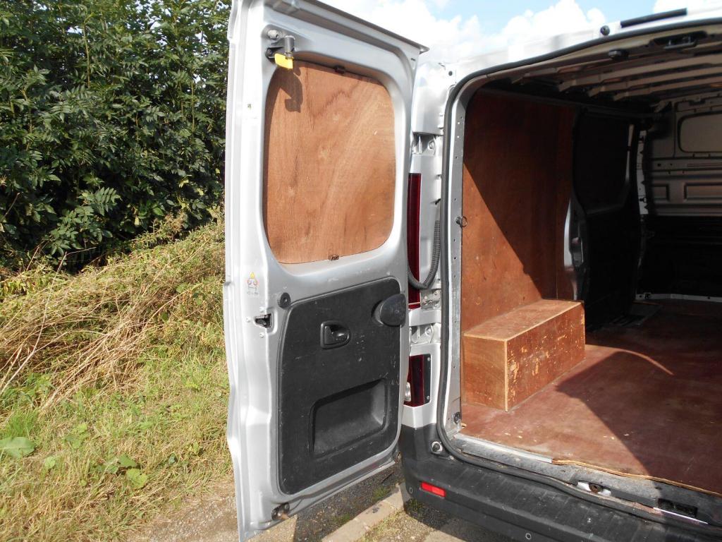 RENAULT TRAFIC