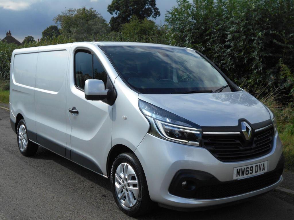 RENAULT TRAFIC