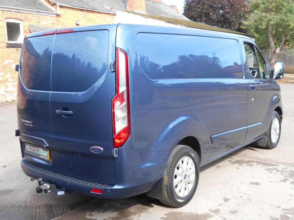 FORD TRANSIT CUSTOM