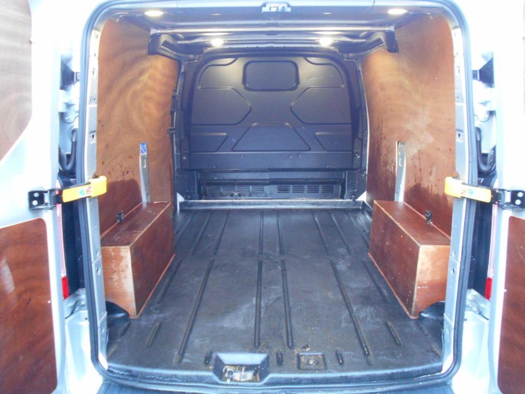 FORD TRANSIT CUSTOM