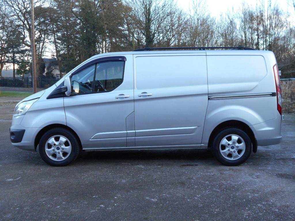 FORD TRANSIT CUSTOM