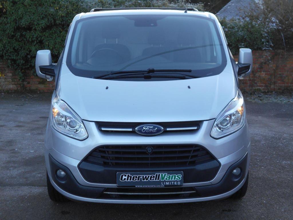 View FORD TRANSIT CUSTOM 2.0 TDCi 270 Limited SWB Panel Van EURO 6 *NO VAT* 48,000 Miles