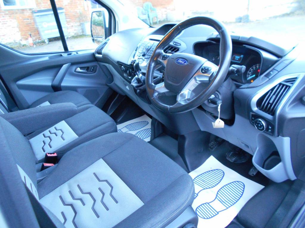 FORD TRANSIT CUSTOM