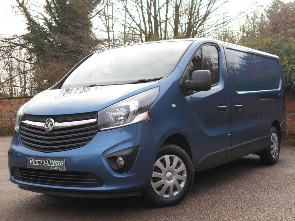 View VAUXHALL VIVARO 1.6 CDTi 2900 BiTurbo ecoTEC Sportive
