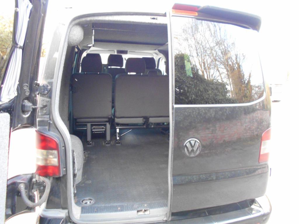 VOLKSWAGEN TRANSPORTER