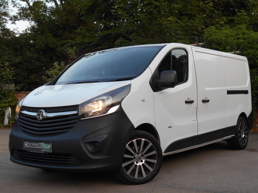 View VAUXHALL VIVARO 1.6 CDTi 2900  115bhp *NO VAT* 2 OWNERS
