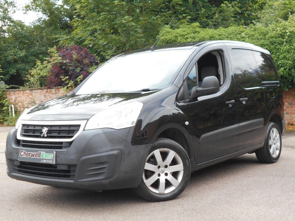 View PEUGEOT PARTNER 1.6 BlueHDi 850 SE AUTOMATIC *NO VAT* 60k MILES