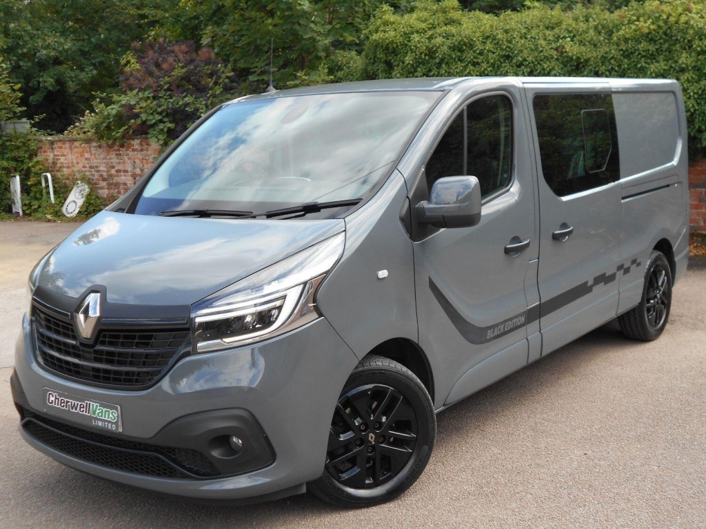 View RENAULT TRAFIC 2.0 dCi ENERGY 30 Black Edition Crew Van Double Cab 6dr Diesel EDC LWB Euro 6 (s/s) (170 ps)