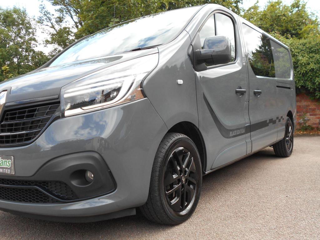 RENAULT TRAFIC
