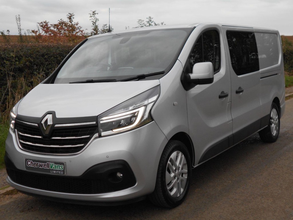 RENAULT TRAFIC 2.0 dCi ENERGY LL30 Sport Crew Van EDC AUTO LWB Euro 6 (s/s) 6dr