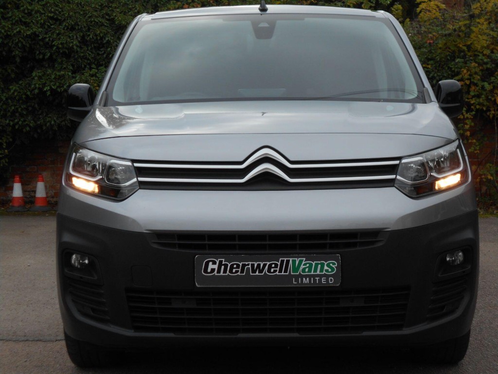 View CITROEN BERLINGO 1.5 BlueHDi 1000 Driver M Euro 6 *NO VAT* SAT NAV