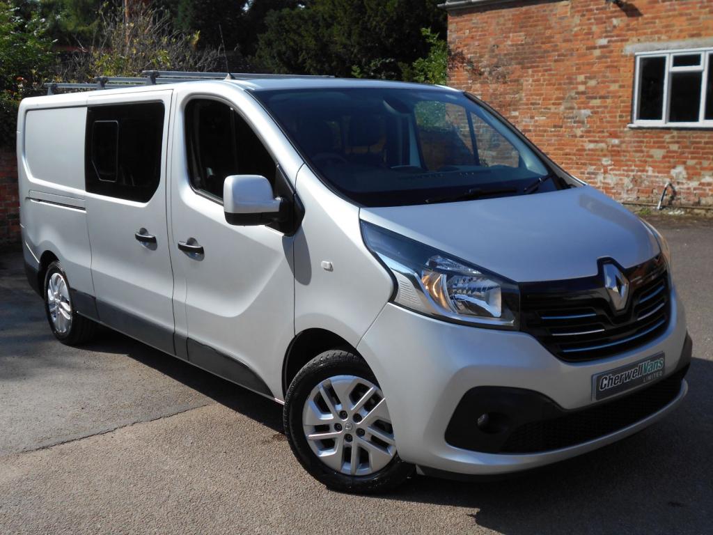 RENAULT TRAFIC