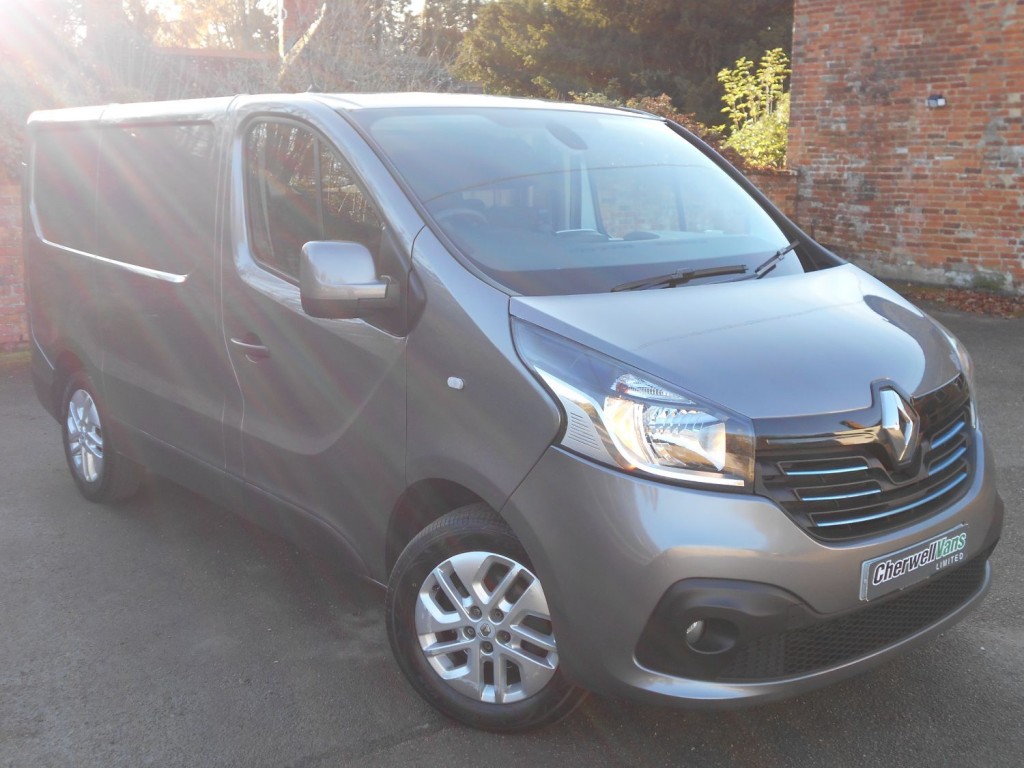 RENAULT TRAFIC