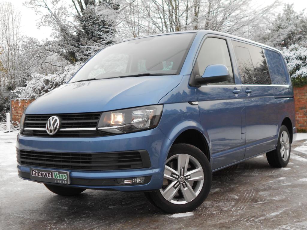 View VOLKSWAGEN TRANSPORTER KOMBI BLUEMOTION T32 TDI HIGHLINE 150 5 SEAT *1 OWNER + SHISTORY* EURO 6