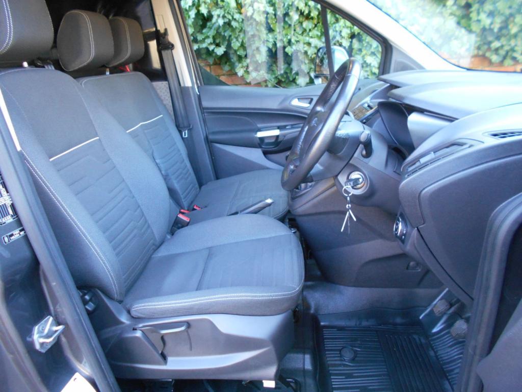 FORD TRANSIT CONNECT