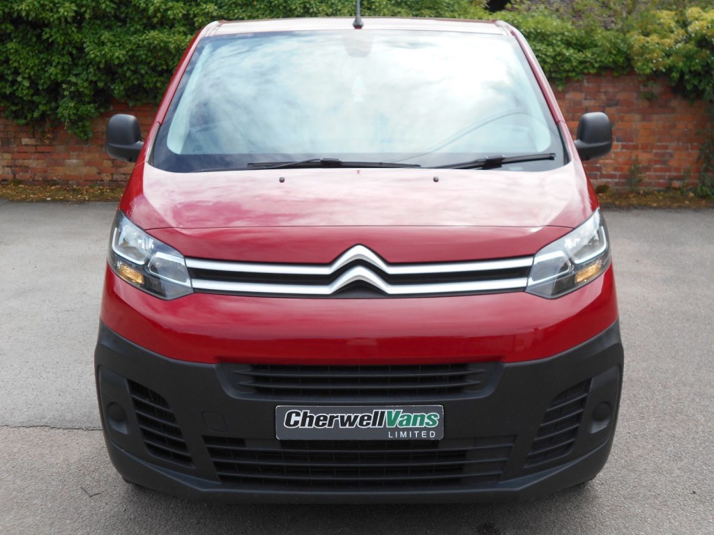 View CITROEN DISPATCH 1000 1.6 BLUEHDI 115 MWB ENTERPRISE *117,500 MILES*