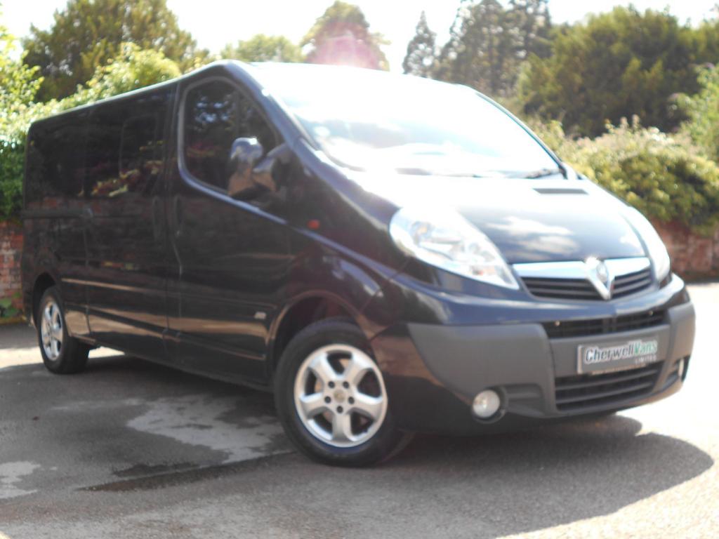 VAUXHALL VIVARO