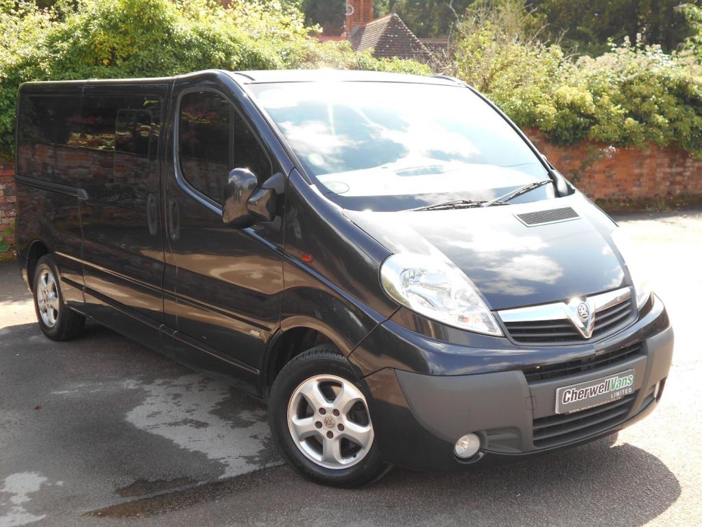 VAUXHALL VIVARO