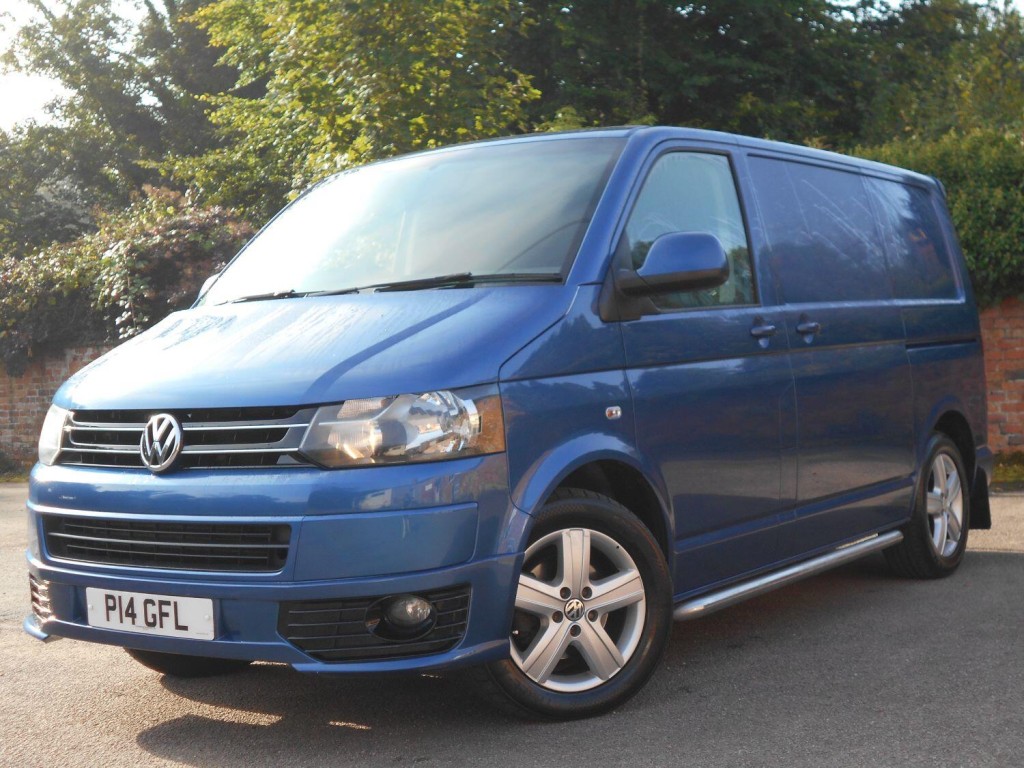 View VOLKSWAGEN TRANSPORTER T30 2.0 BiTDi 180bhp 4MOTION HIGHLINE SWB Panel Van *NO VAT* 84,000 Miles