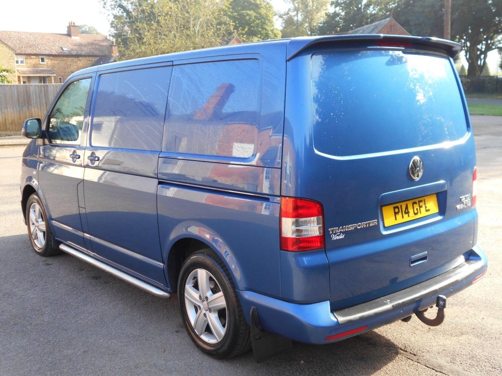 VOLKSWAGEN TRANSPORTER