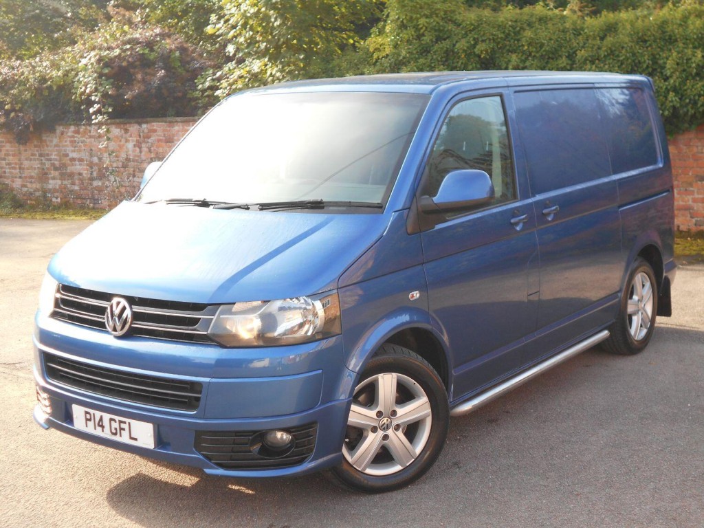 View VOLKSWAGEN TRANSPORTER T30 2.0 BiTDi 180bhp 4MOTION HIGHLINE SWB Panel Van *NO VAT* 84,000 Miles