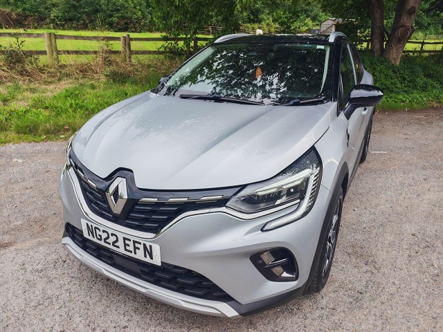 RENAULT