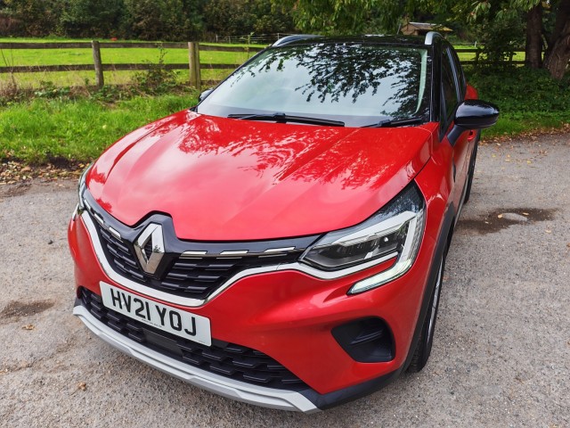 RENAULT