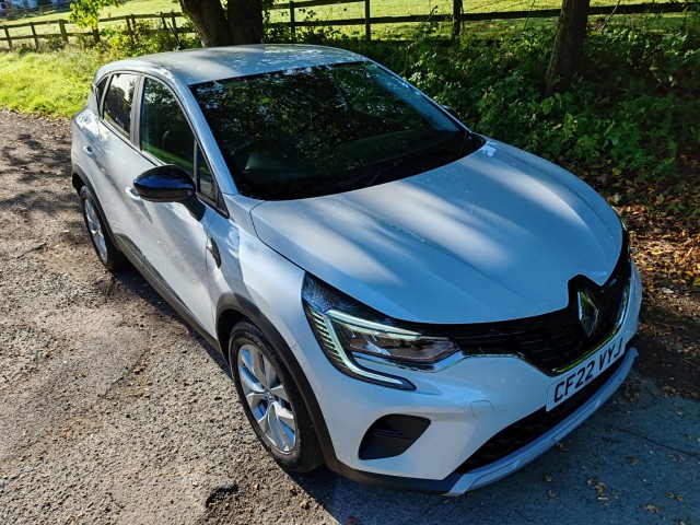 RENAULT