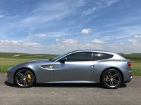 FERRARI FF