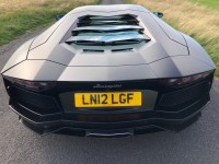 LAMBORGHINI AVENTADOR