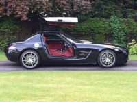 MERCEDES-BENZ SLS