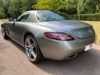 MERCEDES-BENZ SLS