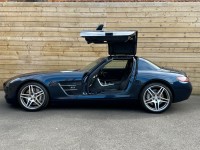 MERCEDES-BENZ SLS
