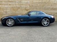 MERCEDES-BENZ SLS